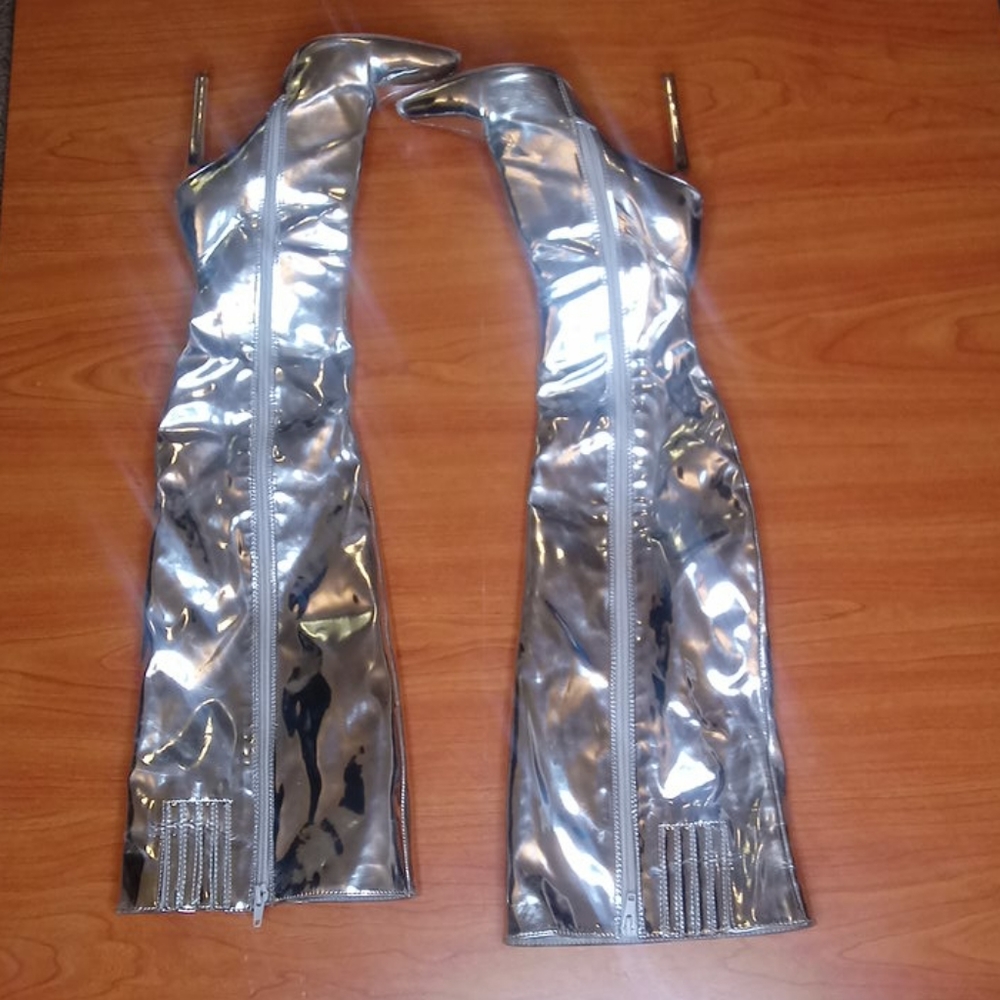 Olivia Fargiano Silver Thigh High Boots Si…